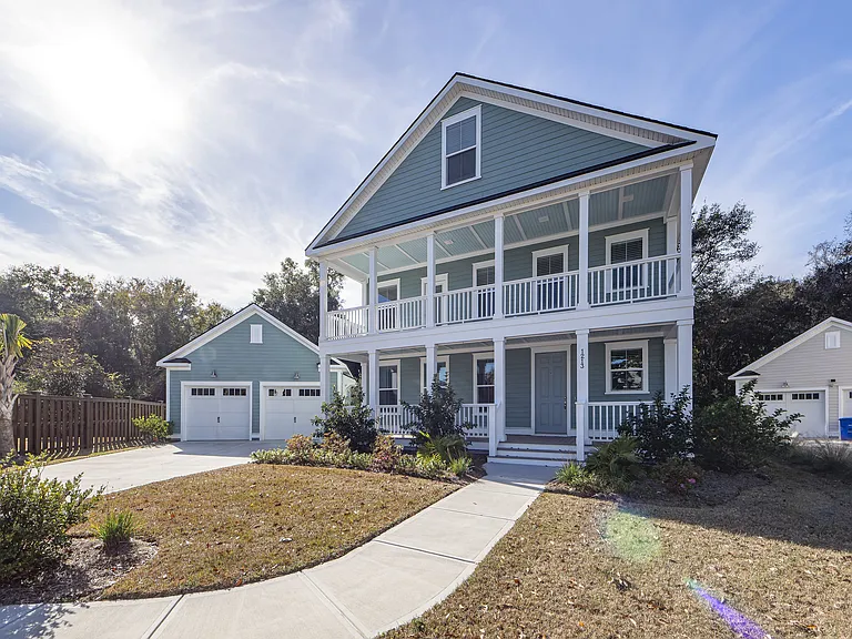 1213 Captain Rivers Dr — Photo 2