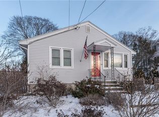 593 Academy Ave, Providence, RI 02908