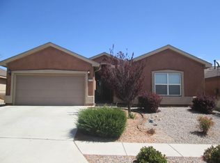 1090 Recreo Rd, Los Lunas, NM 87031