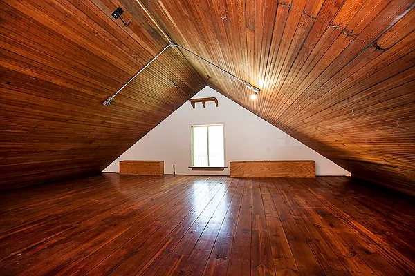 Rented by Gomez Group LLC | media 20