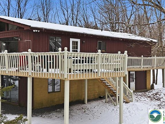 5th image of 215 Penn Forest Trl