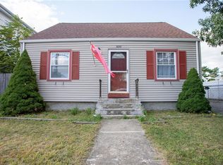 100 Darlingdale Ave, Pawtucket, RI 02861