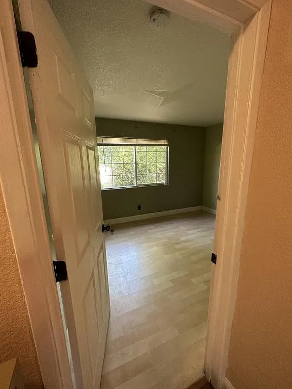 6601 Lindbrook Way — Photo 2