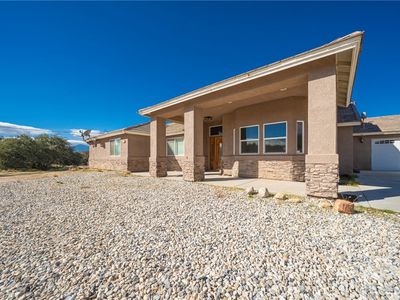 5378 Bellflower St, Oak Hills, CA, 92344