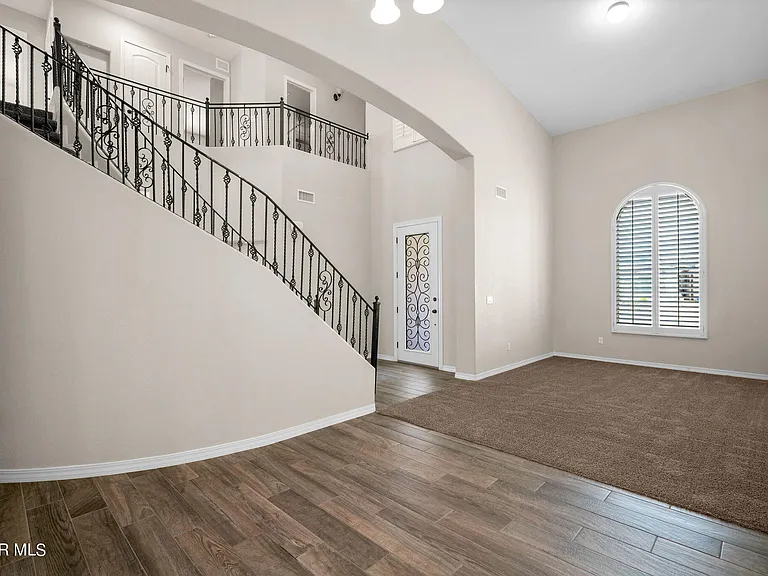 7877 Enchanted View Dr — Photo 8