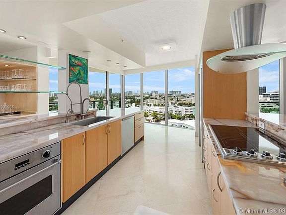 4th image of 1455 Ocean Dr Unit 1201/2