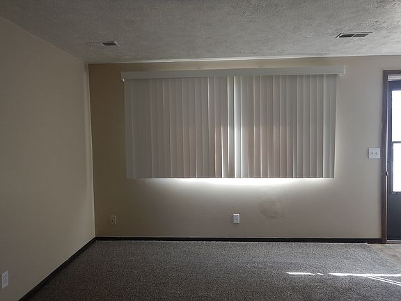 5th image of 2411 W 5th St