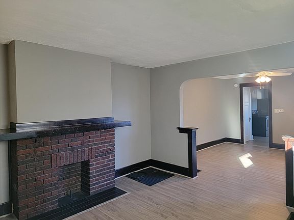 3rd image of 2136 Pershing Blvd