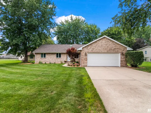 2241 West Road Dr, Springfield, IL 62711