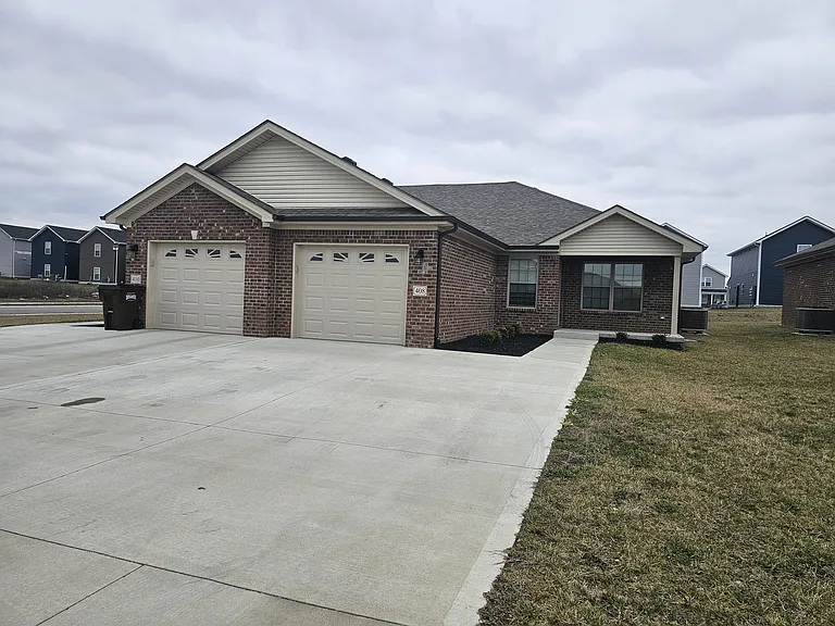 388 Anna Hume Blvd — Photo 1