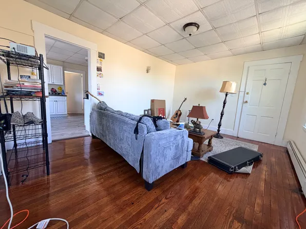 138 Hampshire St #3, Cambridge, MA 02139