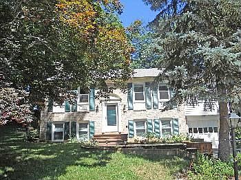 1st image of 9104 Bramble Pl