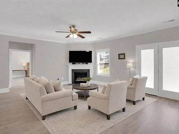 5th image of 533 Mitscher Way