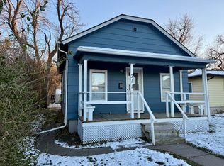 211 7th Ave SW, Aberdeen, SD 57401