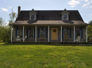 1833 Habecker Rd, Columbia, PA 17512