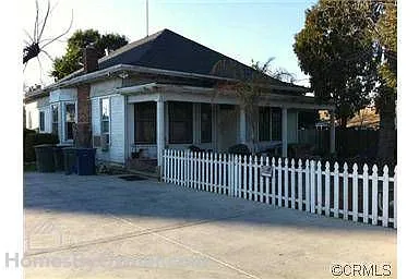 1233 N Parsons Ave photo 1