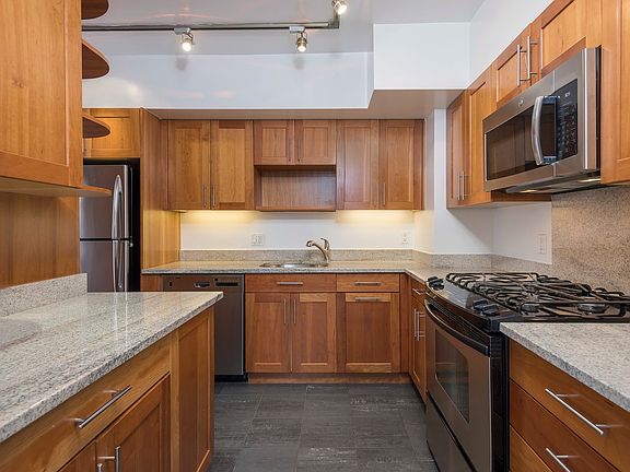 3rd image of 1437 3rd Ave #10A