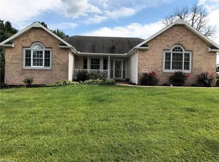 3089 Castle West Cir NW, Massillon, OH