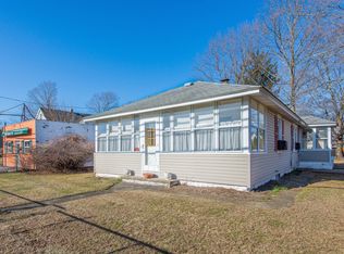 200 Conklintown Rd, Wanaque, NJ 07465