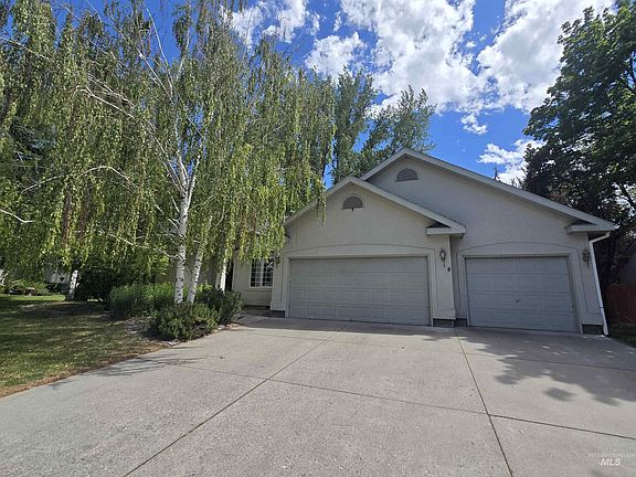 4th image of 344 6th Ave E