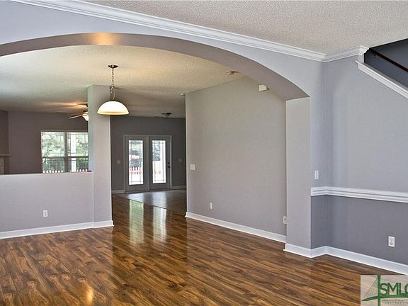 4th image of 239 Pink Dogwood Ln