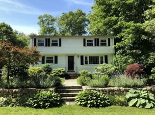 415 Stone St, Walpole, MA 02081