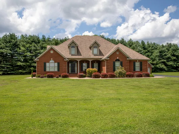 342 Master Ct, Hustonville, KY 40437