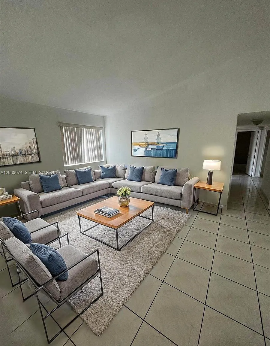 Belleview Villas Condo No — Photo 4