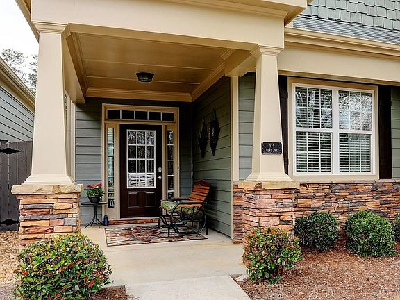 5th image of 325 Glens Way