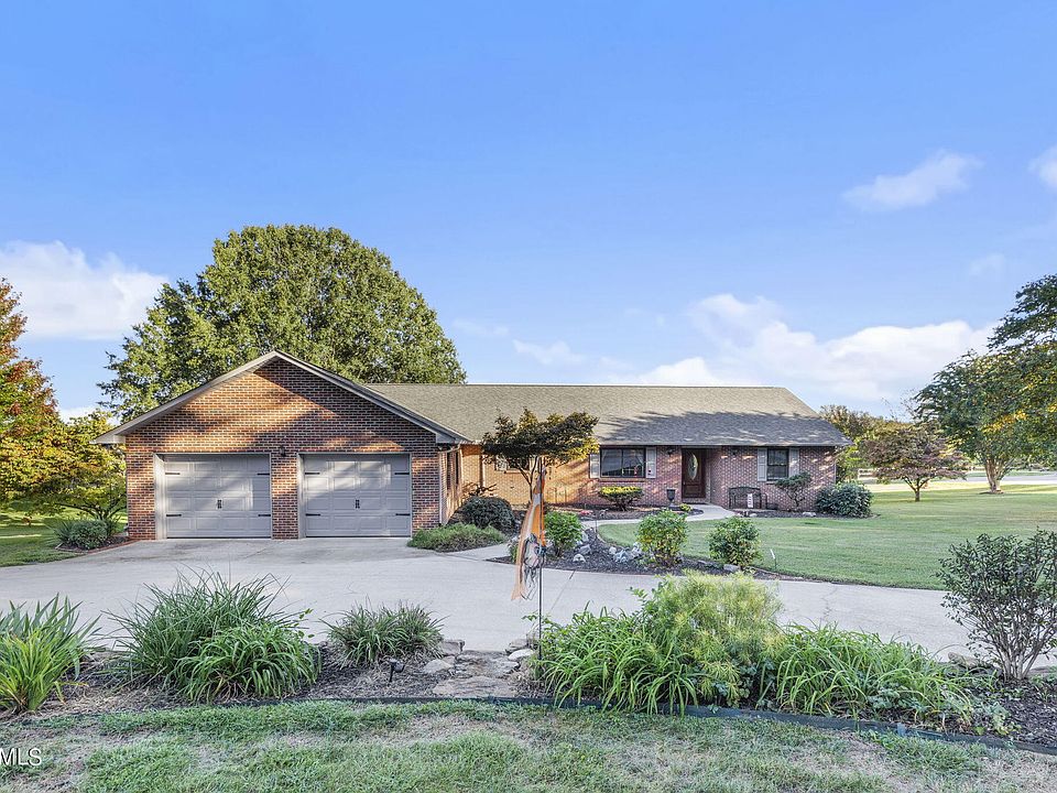 1st image of 1013 Peterson Ln