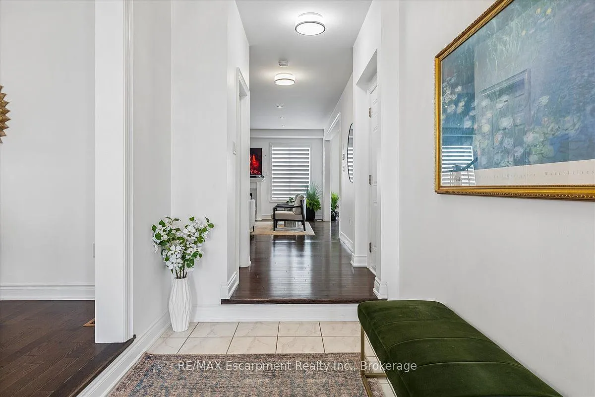 4 bed, $6,500 — Photo 4