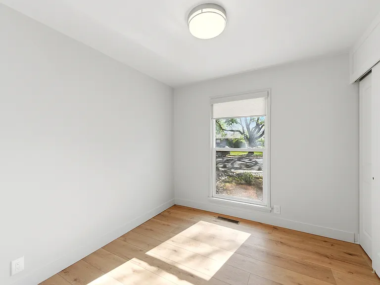 1153 N Buccaneer Dr — Photo 17