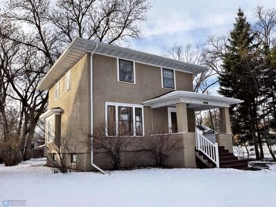 1042 4th St N, Fargo, ND, 58102