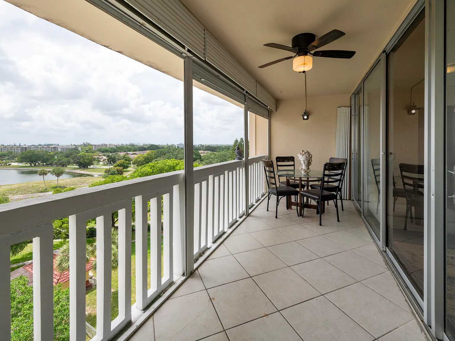 Condo 9 — Photo 4