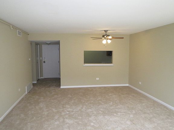 2nd image of 915 N Countryside Dr Unit 115