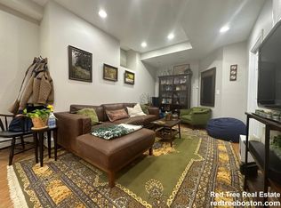 98 Cypress St #B, Brookline, MA 02445