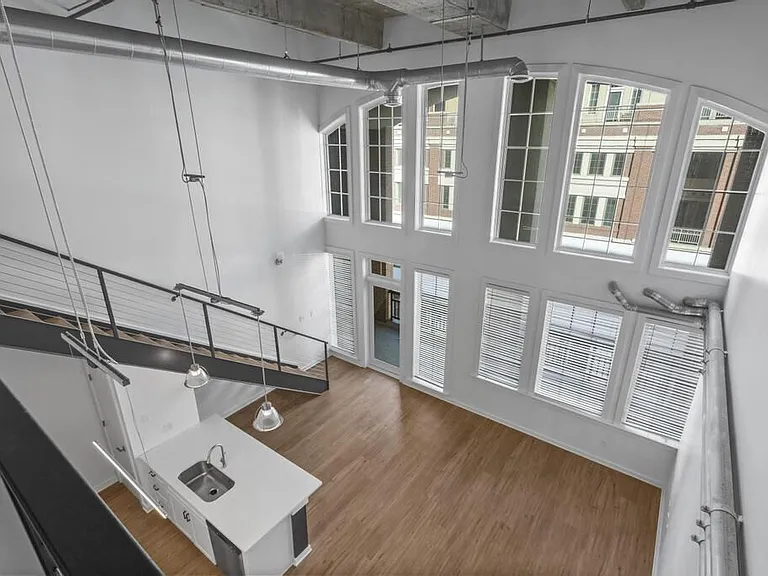 17th Street Lofts — Photo 11