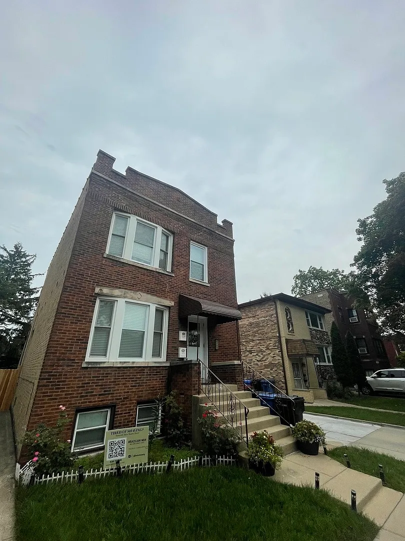 2 bed, 1000 sqft, $2,500 — Photo 2