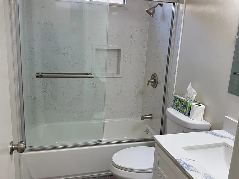 25696 Lander Ave — Photo 6
