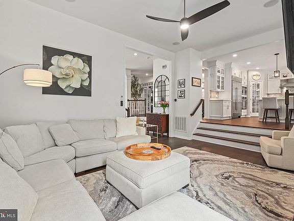 5th image of 7671 Hamelin Ln