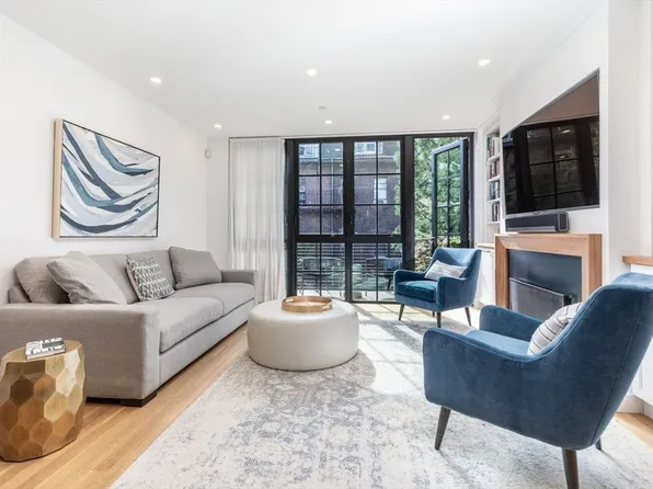 27 Lawrence St, Boston, MA 02116