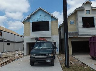 1123 W 26th St, Houston, TX 77008