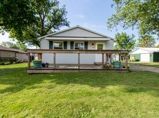 602 W Green St, Le Roy, IL 61752