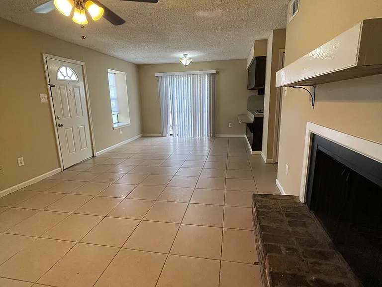 5213 E Hunters Chapel Ct #A — Photo 10