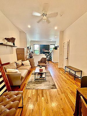 1st image of 265 Graham Ave APT 2