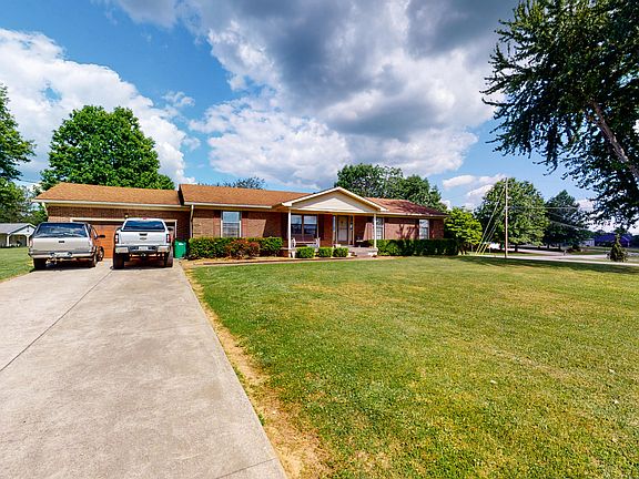 5th image of 5009 Garden Dr
