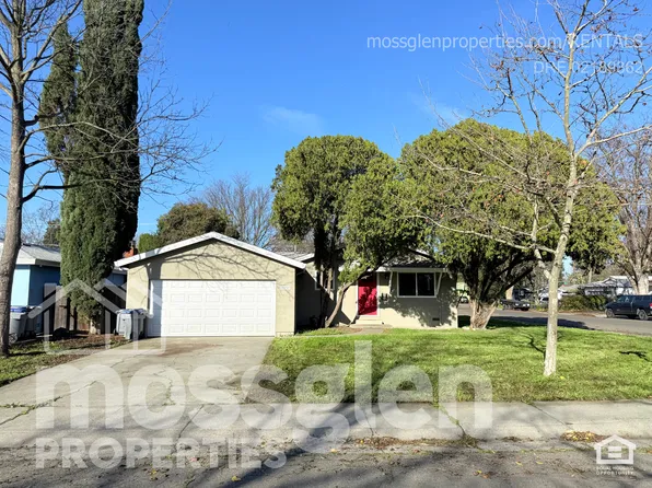 1725 Albion Pl, Davis, CA 95618