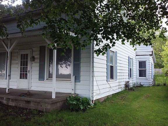 3rd image of 42 Woodward St