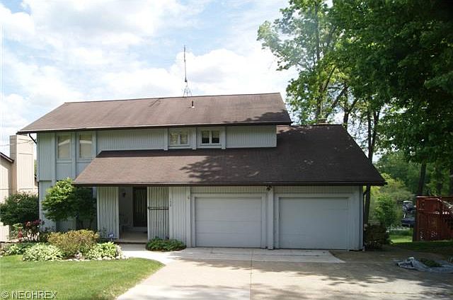 1st image of 152 Lake Front Dr