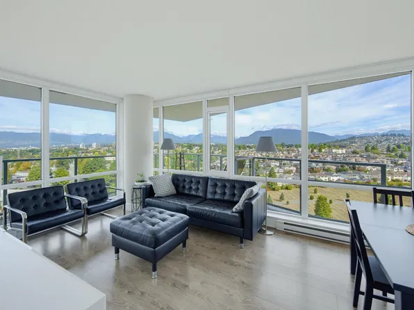 4189 Halifax St #2201, Burnaby, BC V5C 0H9